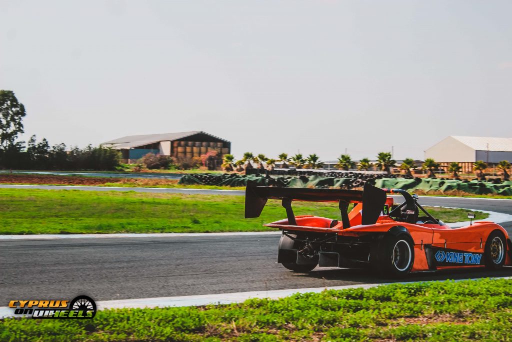 8 Radical racetech motorsport achna speedway track record