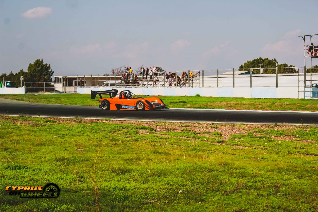 12 Radical racetech motorsport achna speedway track record